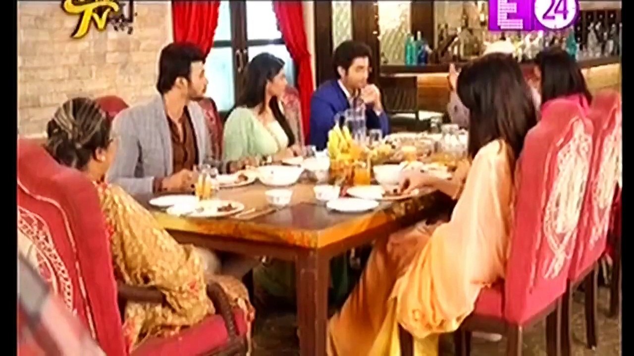 TANU KA VRAT BAUJI KHUSH MALAIKA KI NAUTANKI - Kasam14th December 2016