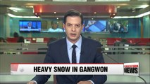 Heavy snow in Gangwon-do province causes road closure