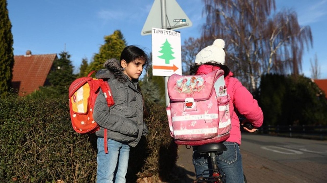 Flüchtlinge: Warum Syrer die jungen Kinder nach Europa schicken