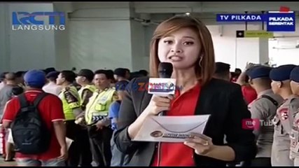 Suporter Mulai Padati Stadion Pakansari