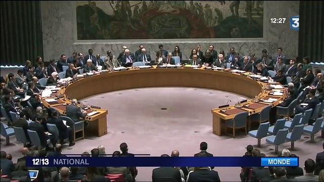 Syrie : les civils et les rebelles attendent toujours d'être évacués d'Alep-Est.