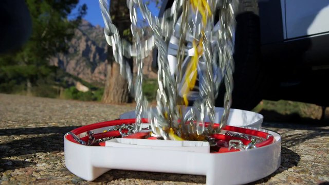 Seat - The Easy Way to Install Snow Chains