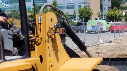 Catepillar IT38G Loader up close on a big work site