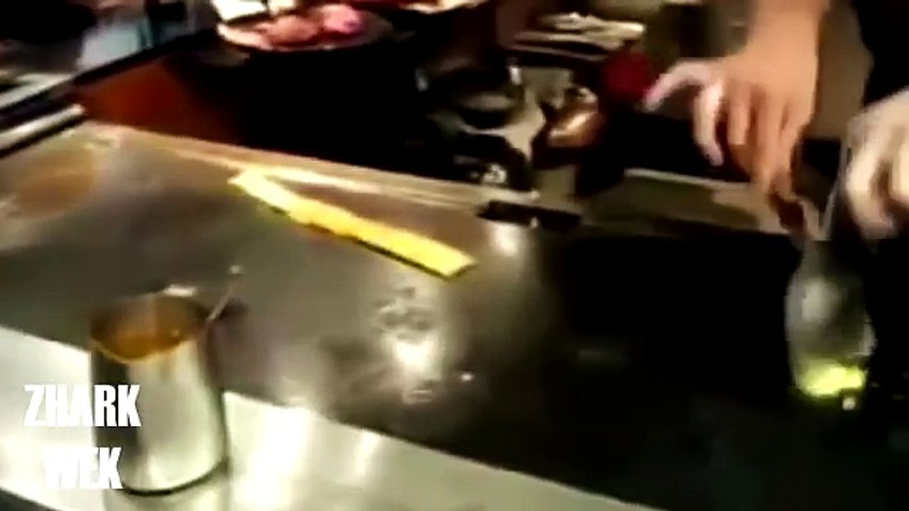 Best Fast Workers In The World Compilation  People Are Awesome_0007