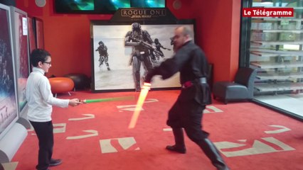 Quimper. Combats de sabre laser avec les Jedi au Cinéville (Le Télégramme)