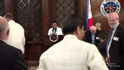 Duterte dice que mató gente personalmente, para dar el ejemplo