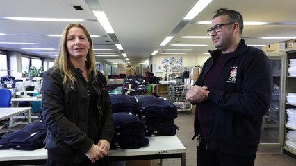 Un couturier sourd chez les pompiers