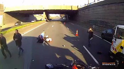 Un motard percute un véhicule de la DIR à l'arrêt