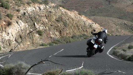La Ducati Multistrada 950 en action à Fuerteventura