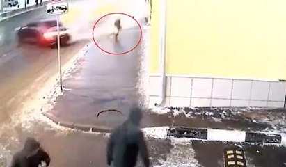Feci kaza: Metrelerce sürüklendi