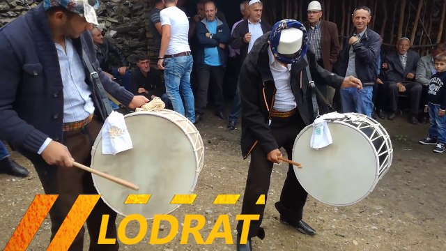 USTAH MEKUSHI - DASEM TE FAMILJA ZIBERI