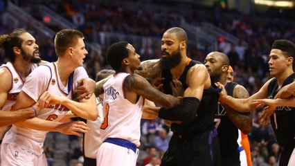 Kristaps Porzingis PUSHED To The Ground By Marquese Chriss