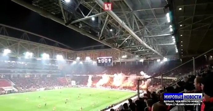 Фанаты Спартака устроили файер-шоу на матче ЦСКА – Спартак