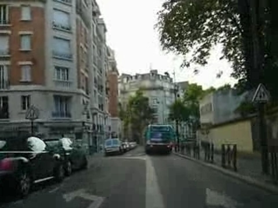 Paris 16eme rue Wilhem