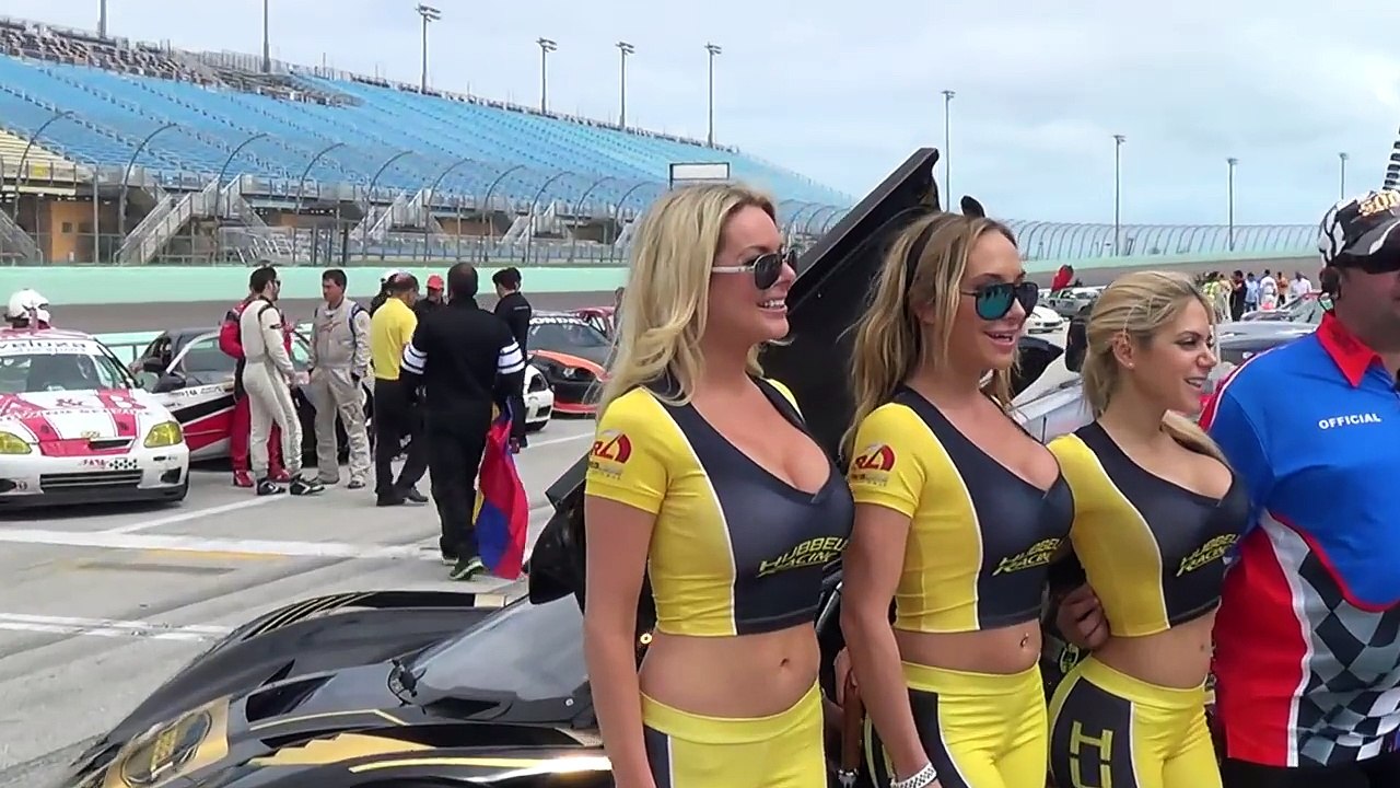 HOT CARS & HOT GIRLS The Perfect Combination at Miami Wekfest car show