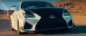 VÍDEO: El Papá Noel más rápido en el Lexus RC F GT concept