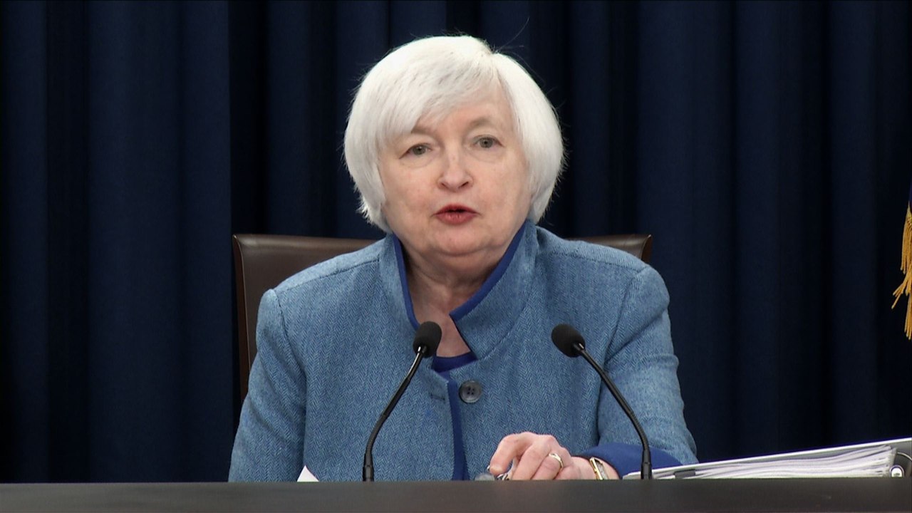 La banque centrale des Etats-Unis relève son taux directeur