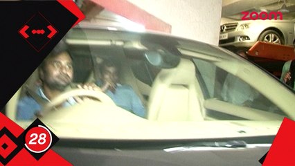 Karishma Kapoor Might Make Her Secret Relationship Official, Deepika Strikes Hot Poses For A Magazine