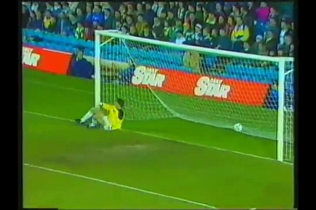 04.11.1992 - 1992-1993 UEFA Champions League 2nd Round 2nd Leg Leeds United 1-2 Glasgow Rangers