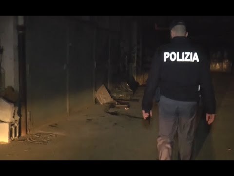 Napoli - Agguato mortale a Pianura: il 32enne Raffaele Pisa ucciso da raffica di colpi (14.12.16)