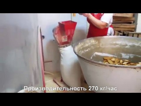 Видео измельчения хлебных отходов (черствяка) в панировочные сухари на дробилке УМД-200
