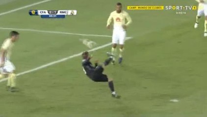 Luka Modric Big Chanche - CF America 0-1 Real Madrid