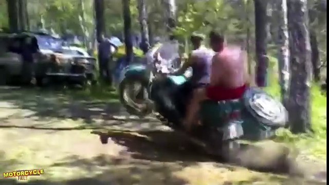 МОТОЦИКЛЫ И ДУРАКИ МОТО ПРИКОЛЫ АВГУСТ 2016