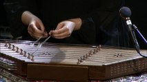 Farnaz Modarresifar, compositrice joueuse de santour - concert Couleurs du Monde