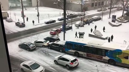 Первый снег в США