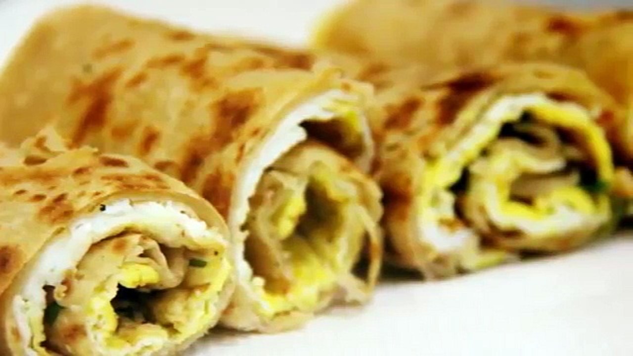 Egg_Paratha_Roll_Recipe__Egg_Wraps_Recipe_for_Breakfast_and_Lunch_By_Shilp-2016