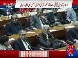 Shah Mehmood Qureshi in aggressive mood in parliament today - Refuses to call Ayaz Sadiq as the speaker