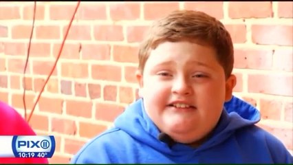 Quand le pere noel t'engueule parce que t'es trop gros... pauvre gamin