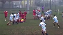 Ce joueur de rugby plaque violemment la jeune femme arbitre sans raison...