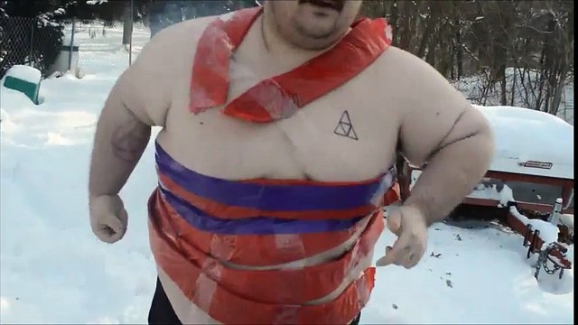 Veste explosive avec des pétards