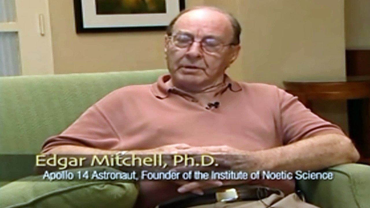 Astronaut Explains UFO Cover-Up