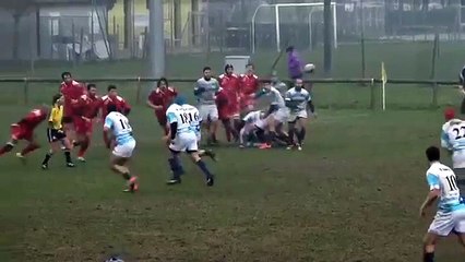 Un rugbyman plaque violemment une femme arbitre sans raison et risque 3 ans de suspension