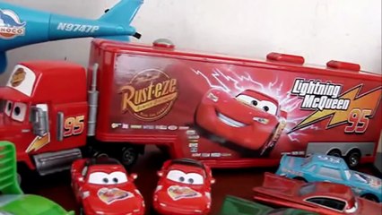 CARS Disney Pixar - Pixar Cars Collection Lightning Mcqueen Tow Mater