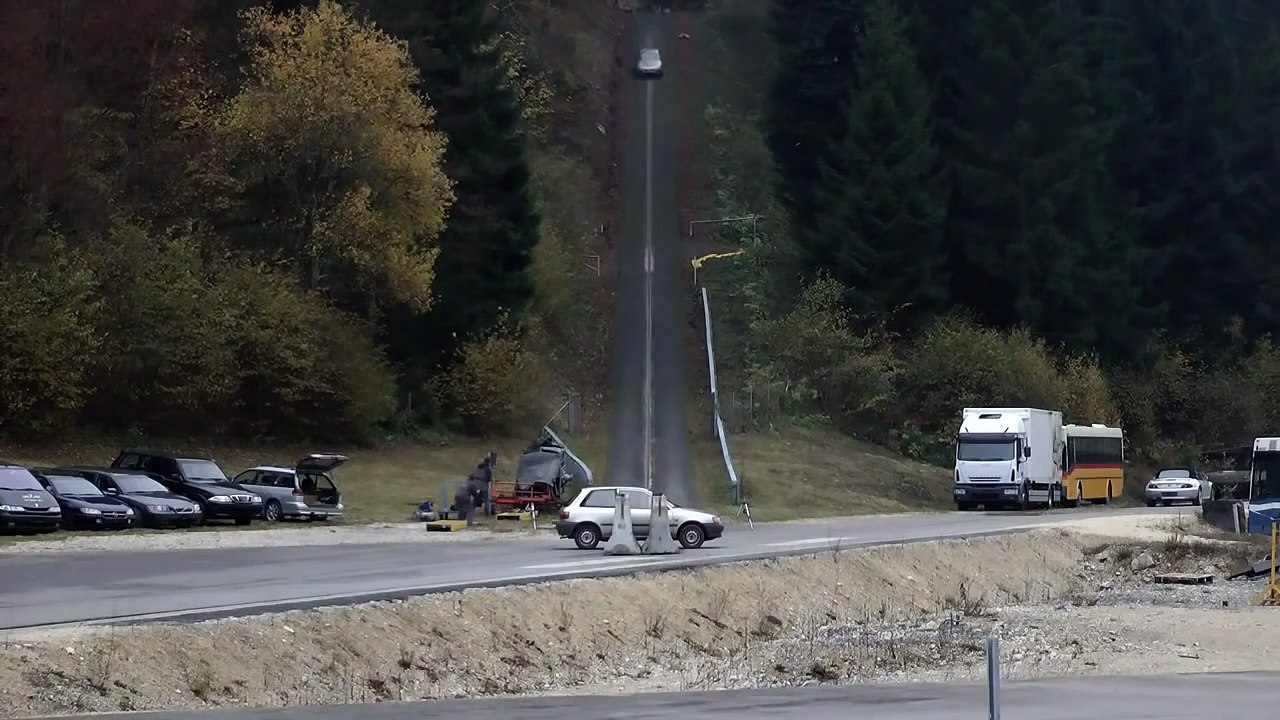 Crash test at 200km/h