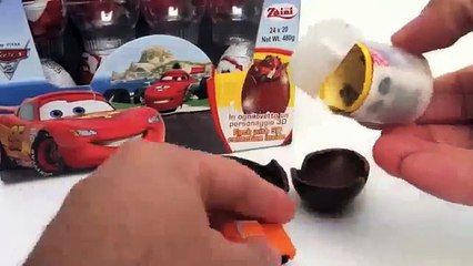 Descargar video: Cars 2 Disney Pixar Surprise Eggs Unboxing Zaini Pack kinder toys