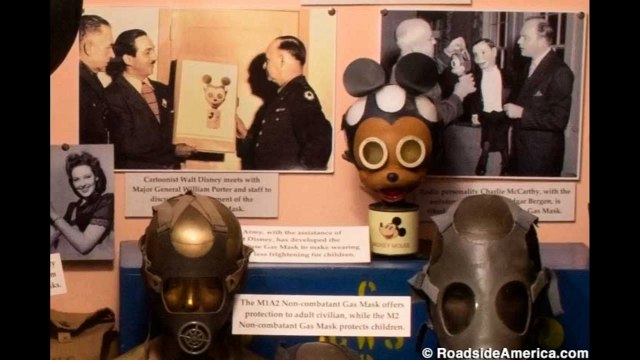 FOTOS ANTIGAS PERTURBADORAS (MISTÉRIOS REVELADOS na descrição do vídeo) _ Listopédia Sobrenatural