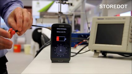 Charging Smartphone in 30S_ StoreDot Flash-Battery Demo