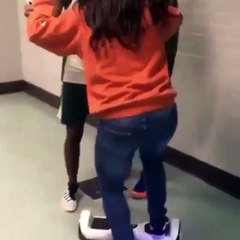 funny girl and its gadgets