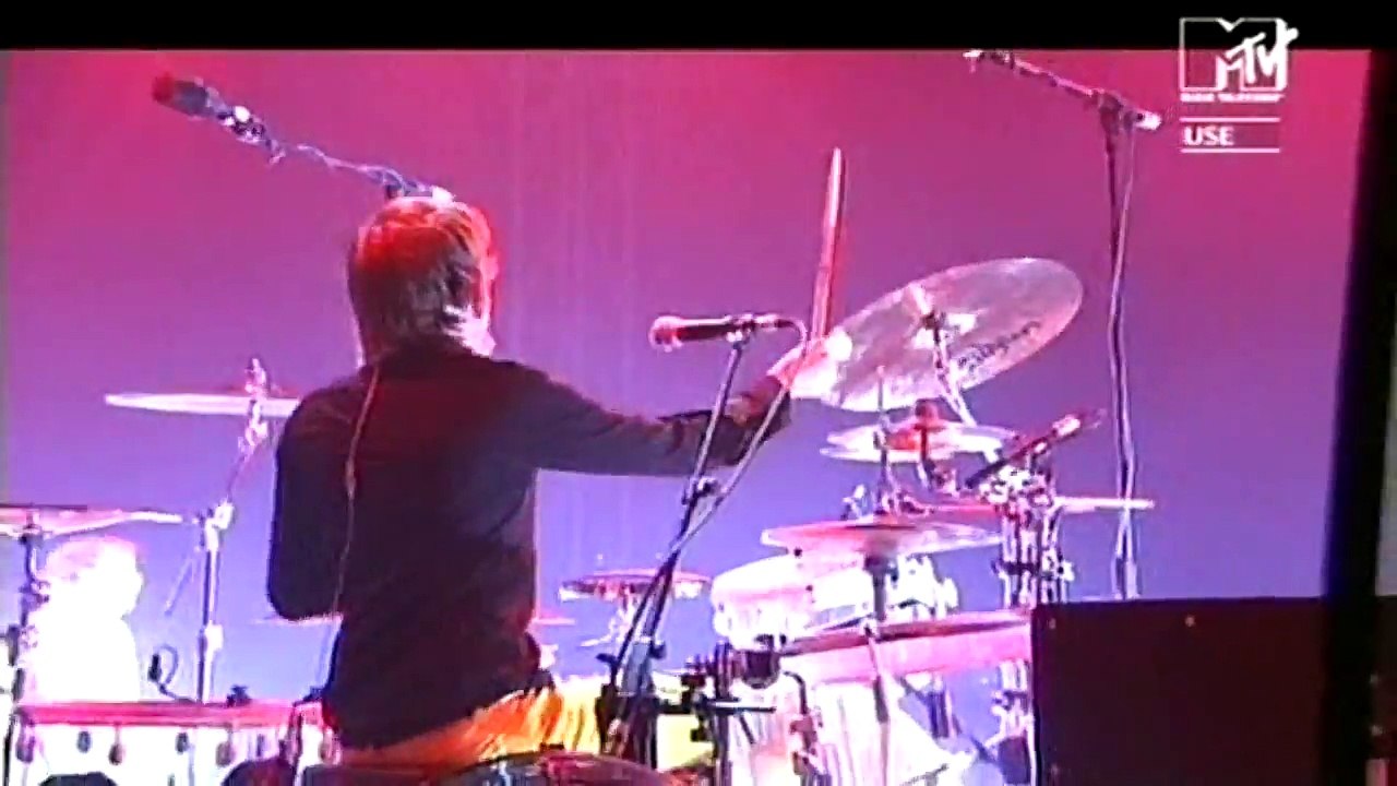 Muse - Supermassive Black Hole, Lowlands Festival, 08/20/2006