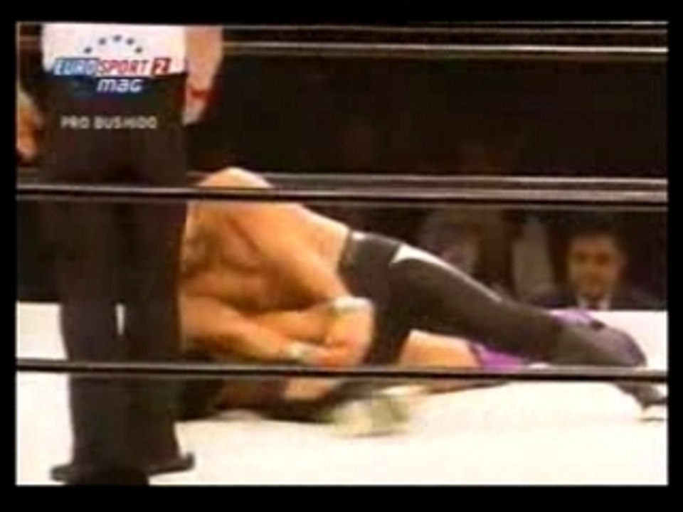 Kazuo Yamazaki vs Nobuhiko Takada