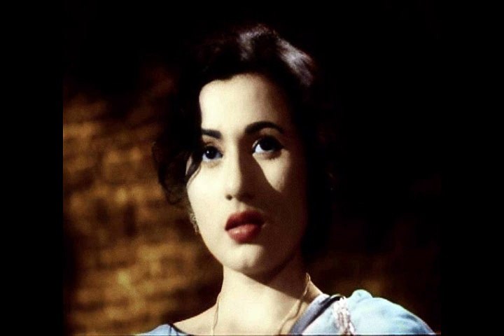 zindagi-bewafa-hai-23