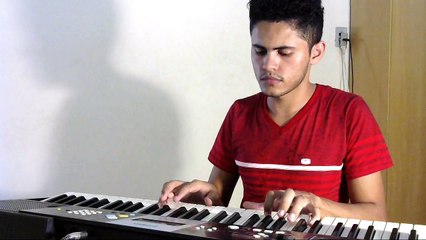 Harmonia e improviso Yamaha psr E223