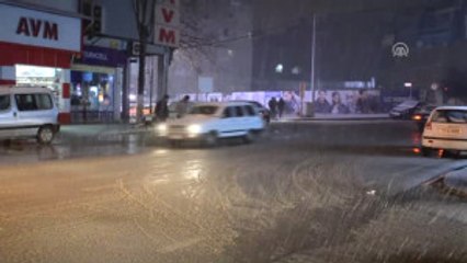 Malatya'da Kar Yağışı Etkili Oldu