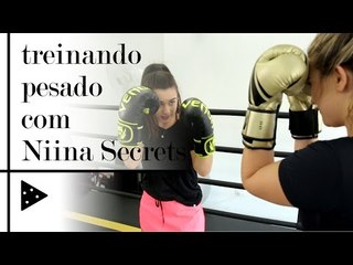 LUTANDO COM NIINA SECRETS 