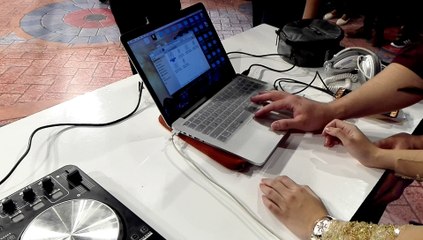 DJ Dinar Candy Beserta Persiapannya Buat Opening