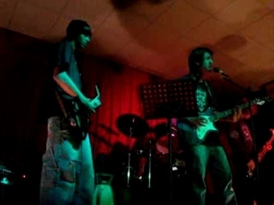 Paper job - To make a world (Compo)